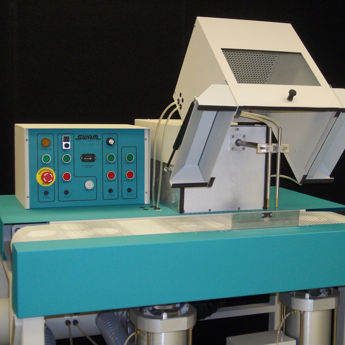 C129 Belt Abrader System | Open Hood